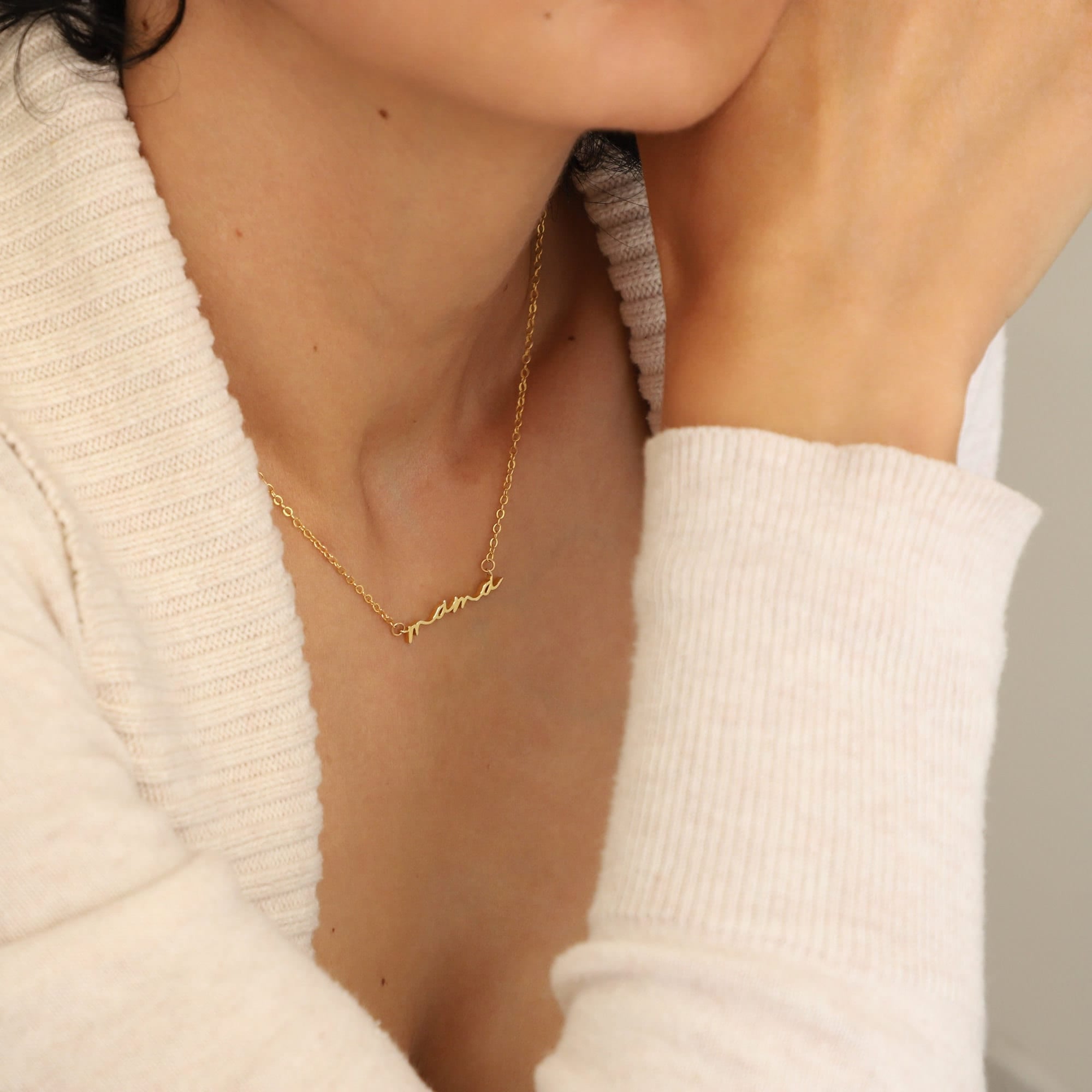 Dainty Mama Necklace – Gift for Mom or New Mama