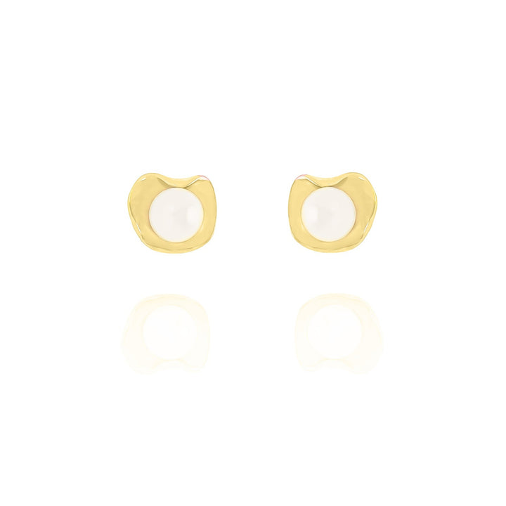 Freshwater Pearl Stud Earrings- S083