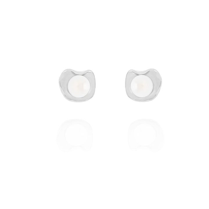 Freshwater Pearl Stud Earrings- S083