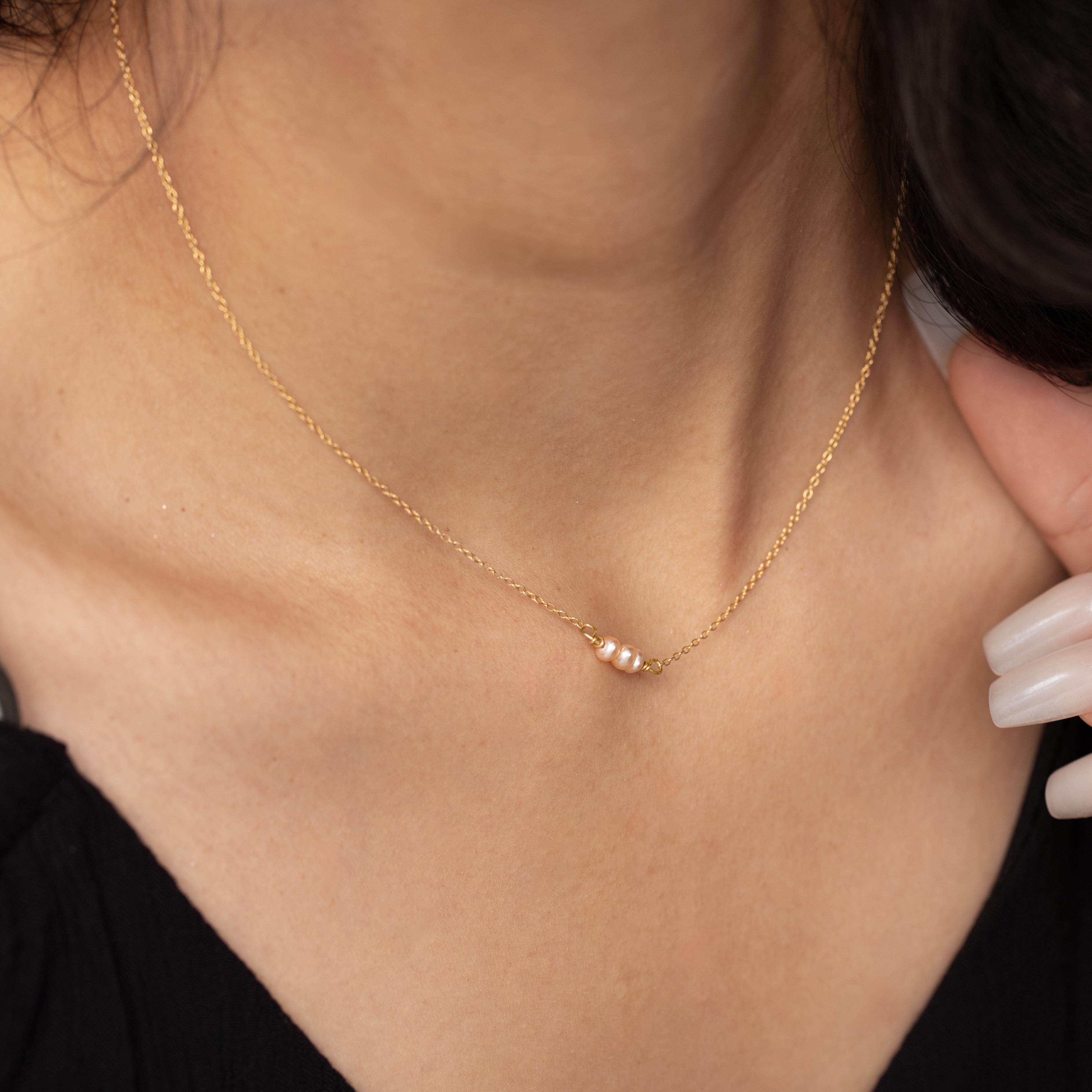 Dainty Peach Freshwater Pearl Necklace – Minimalist Bridal Jewelry