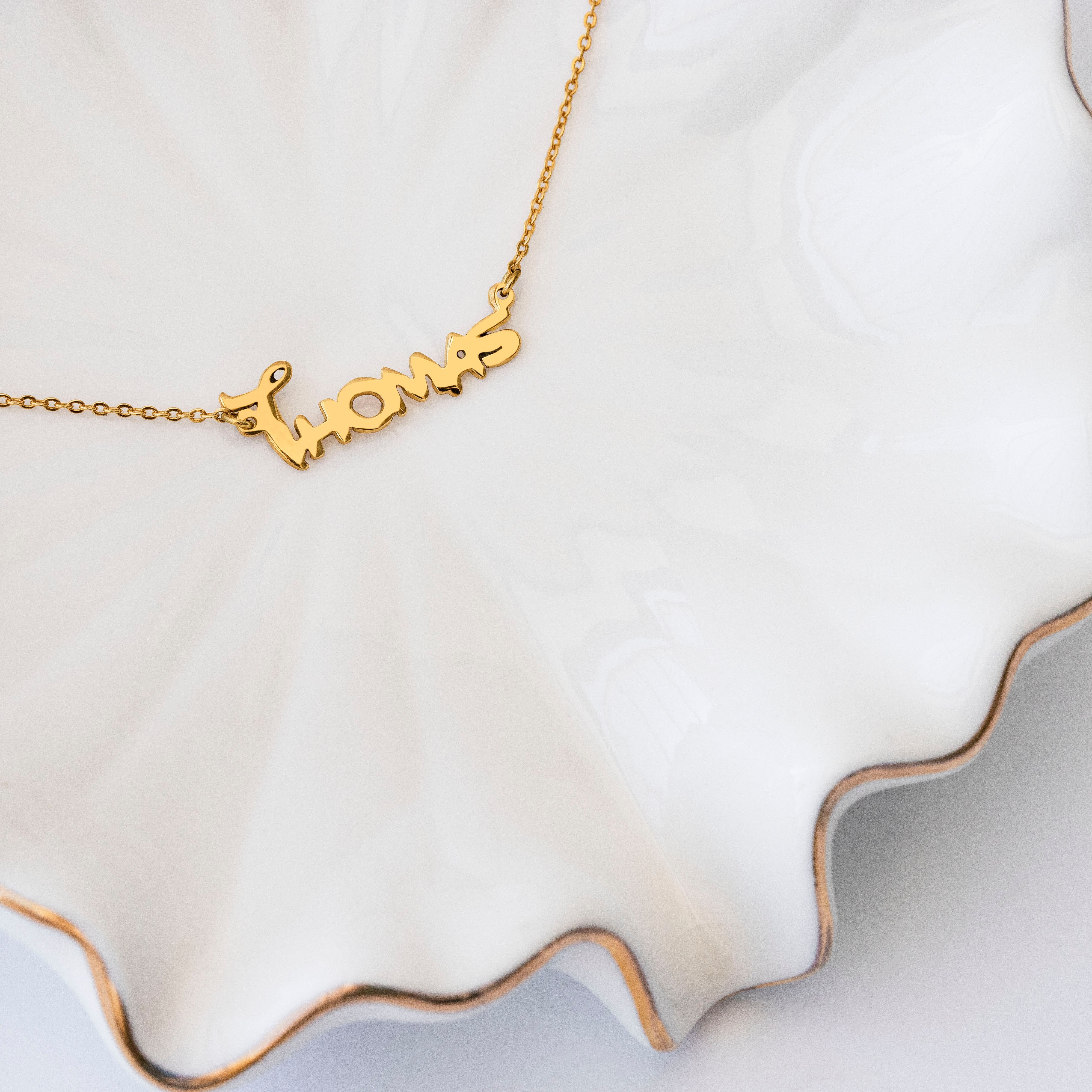 Enchanted Script Custom Name Necklace – Fairytale-Inspired Personalized Pendant-NC9