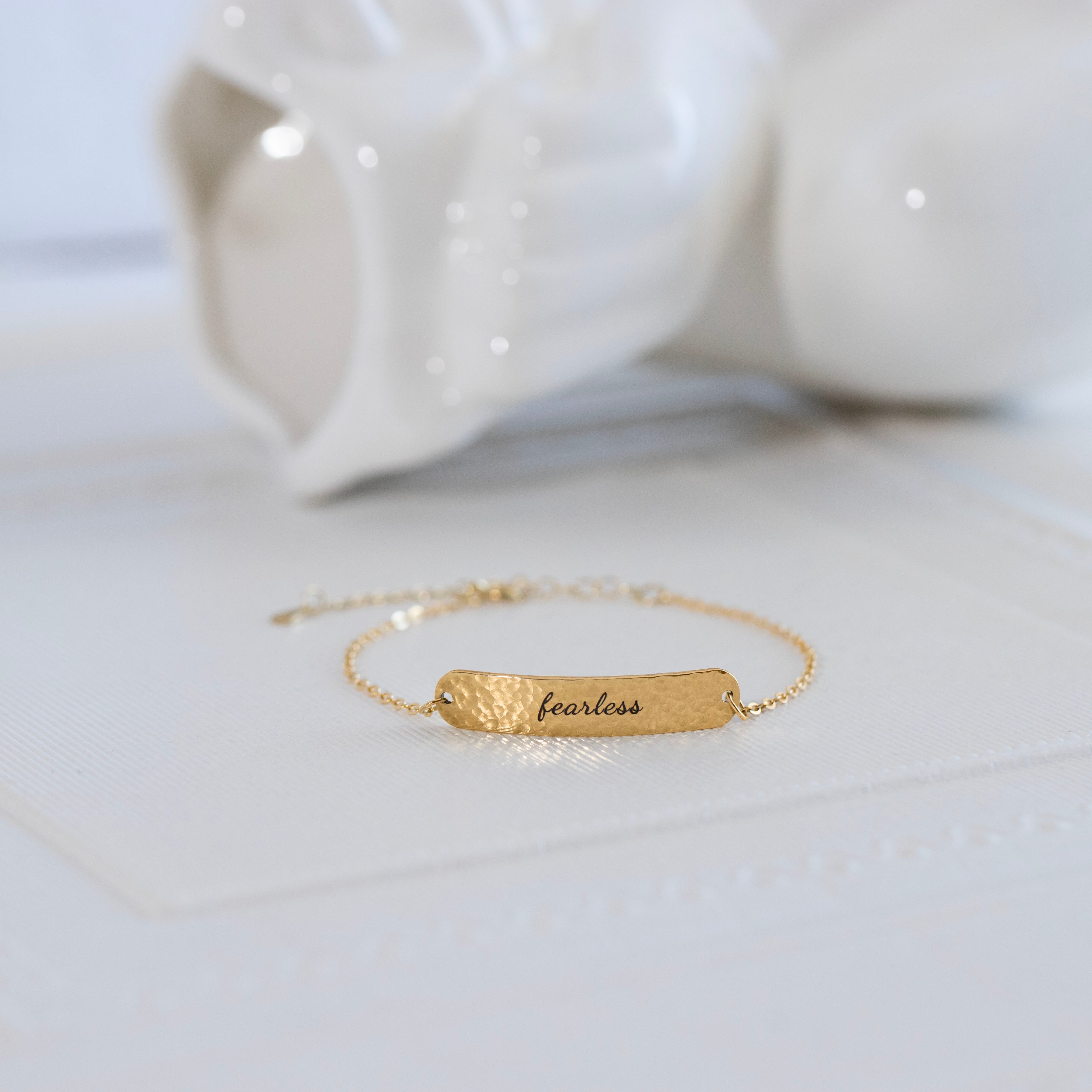 Dainty Hammered Bar Bracelet – Personalized Custom Jewelry for Her