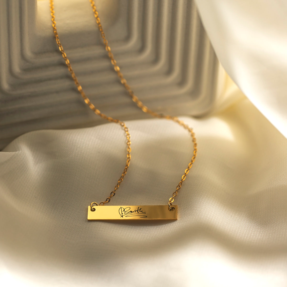 Handwriting Bar Necklace – Personalized Engraved Keepsake