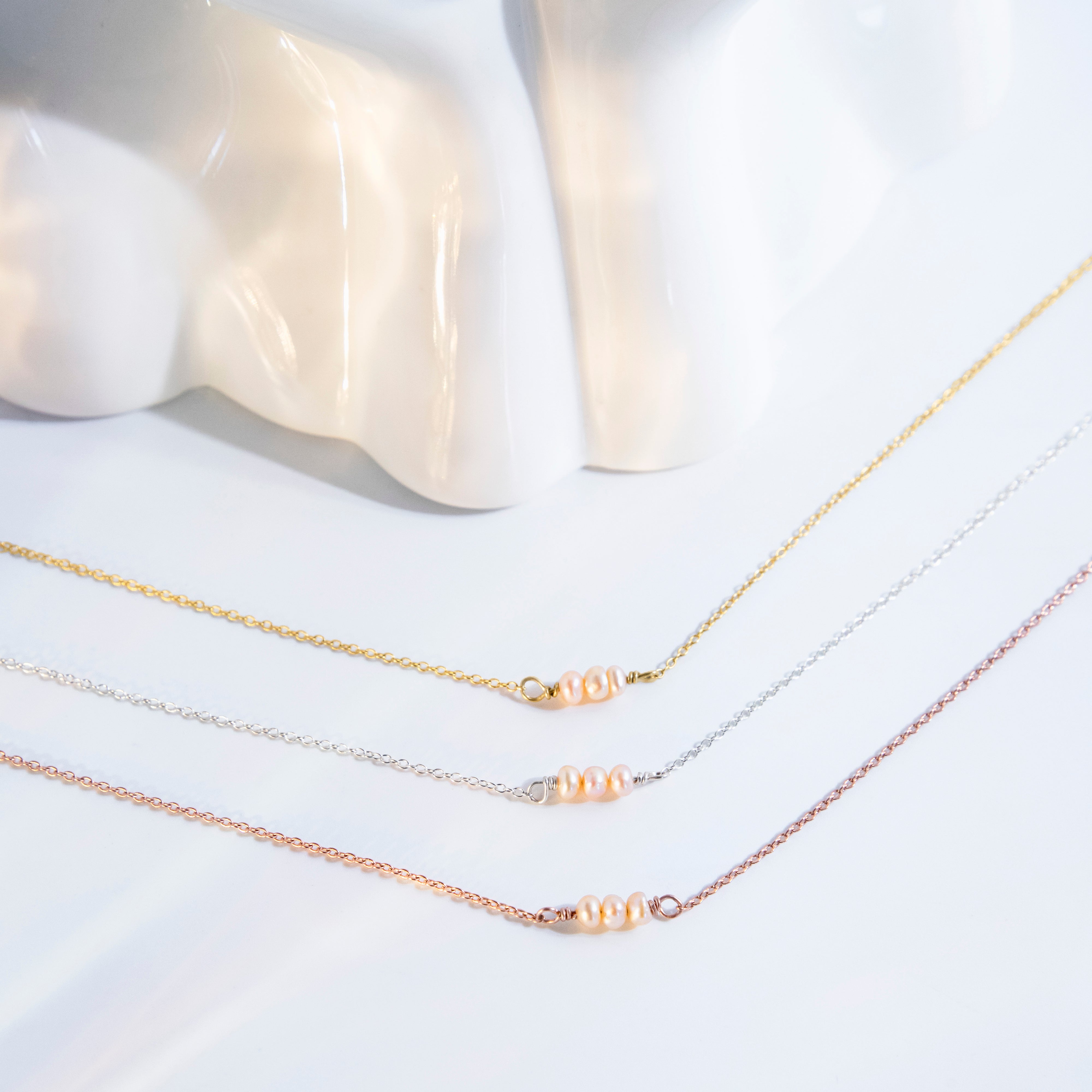 Dainty Peach Freshwater Pearl Necklace – Minimalist Bridal Jewelry
