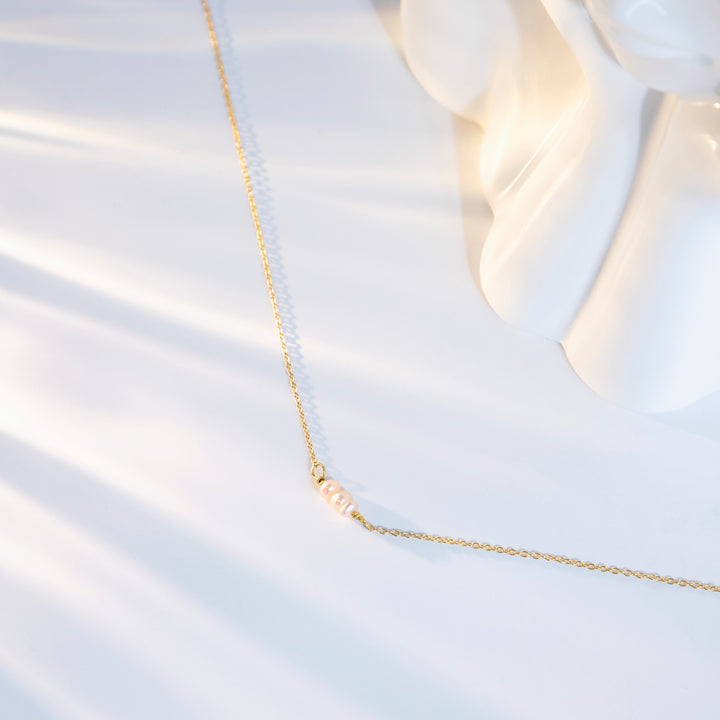 Dainty Peach Freshwater Pearl Necklace – Minimalist Bridal Jewelry