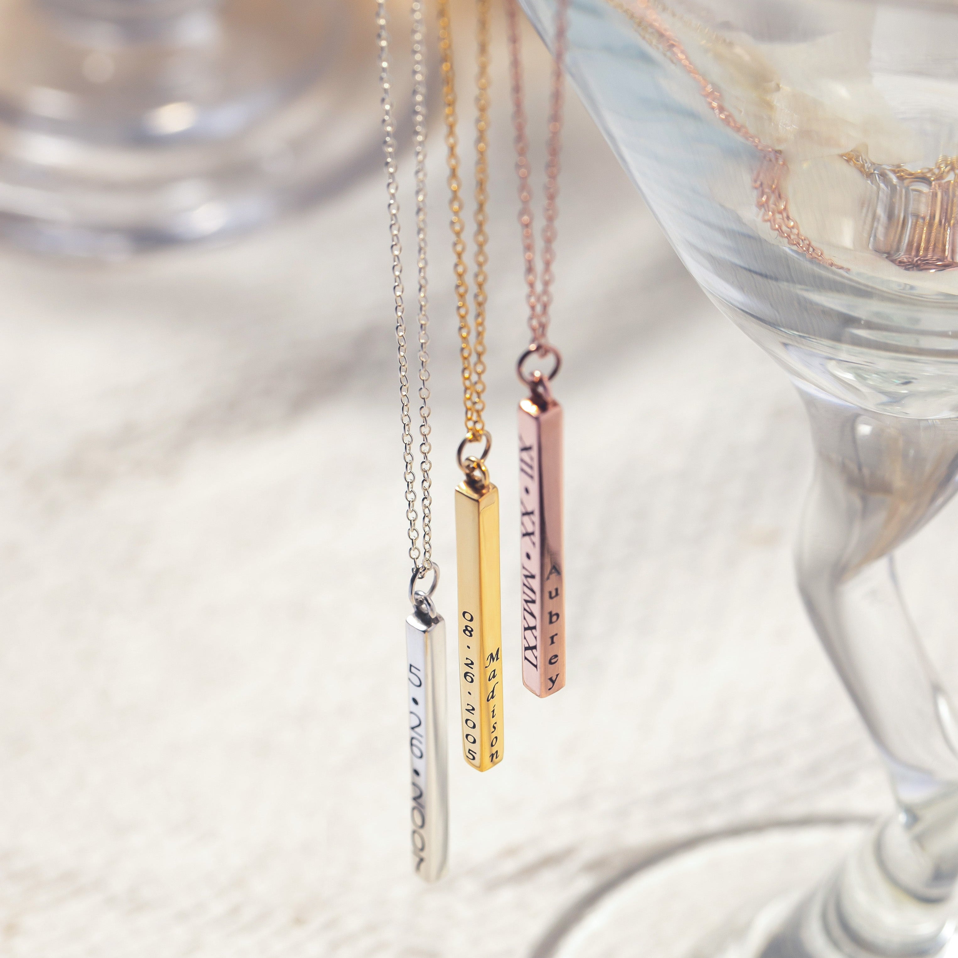 3D Vertical Bar Necklace