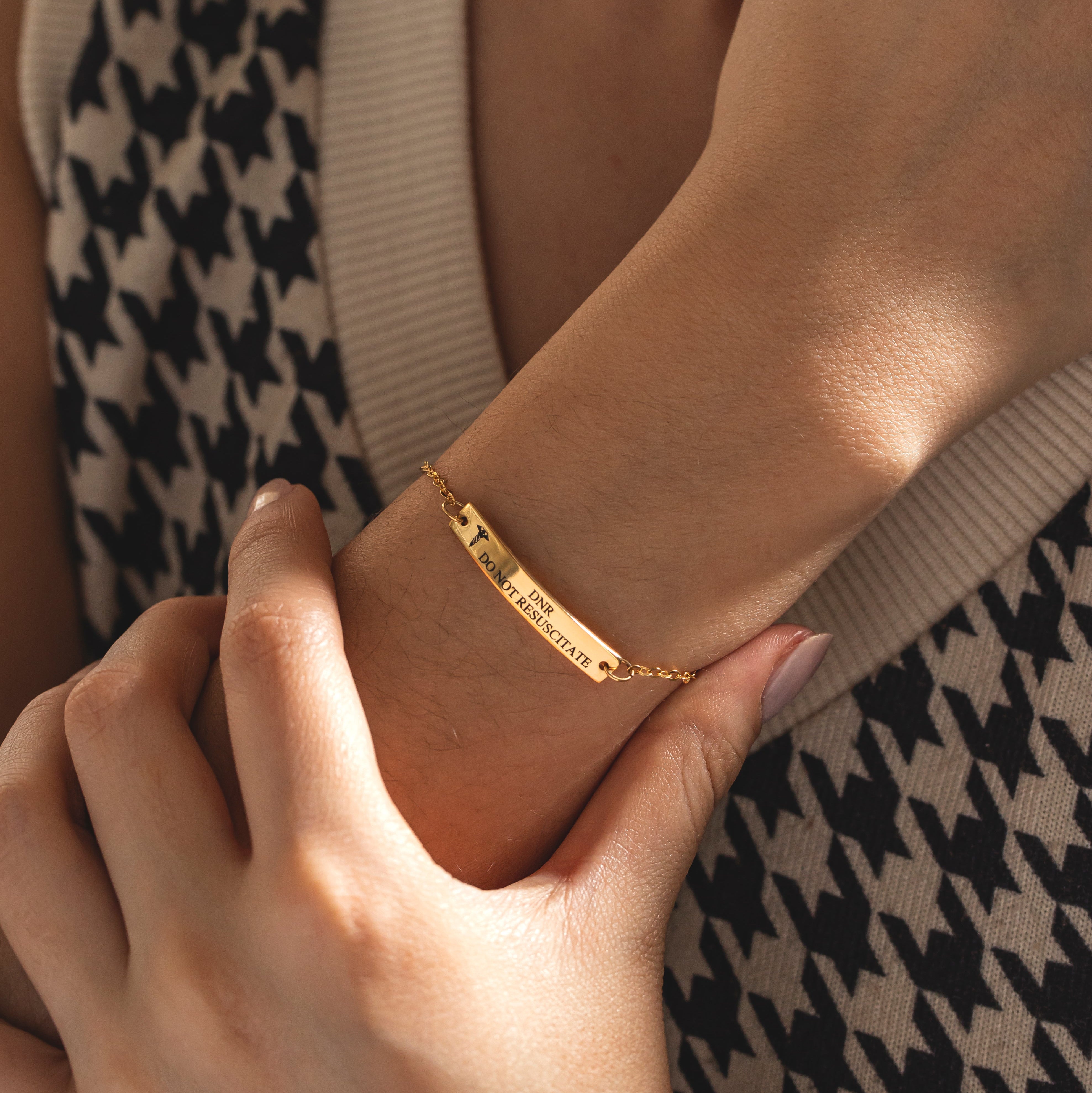 Medical Alert Bracelet – Stylish Safety Jewelry