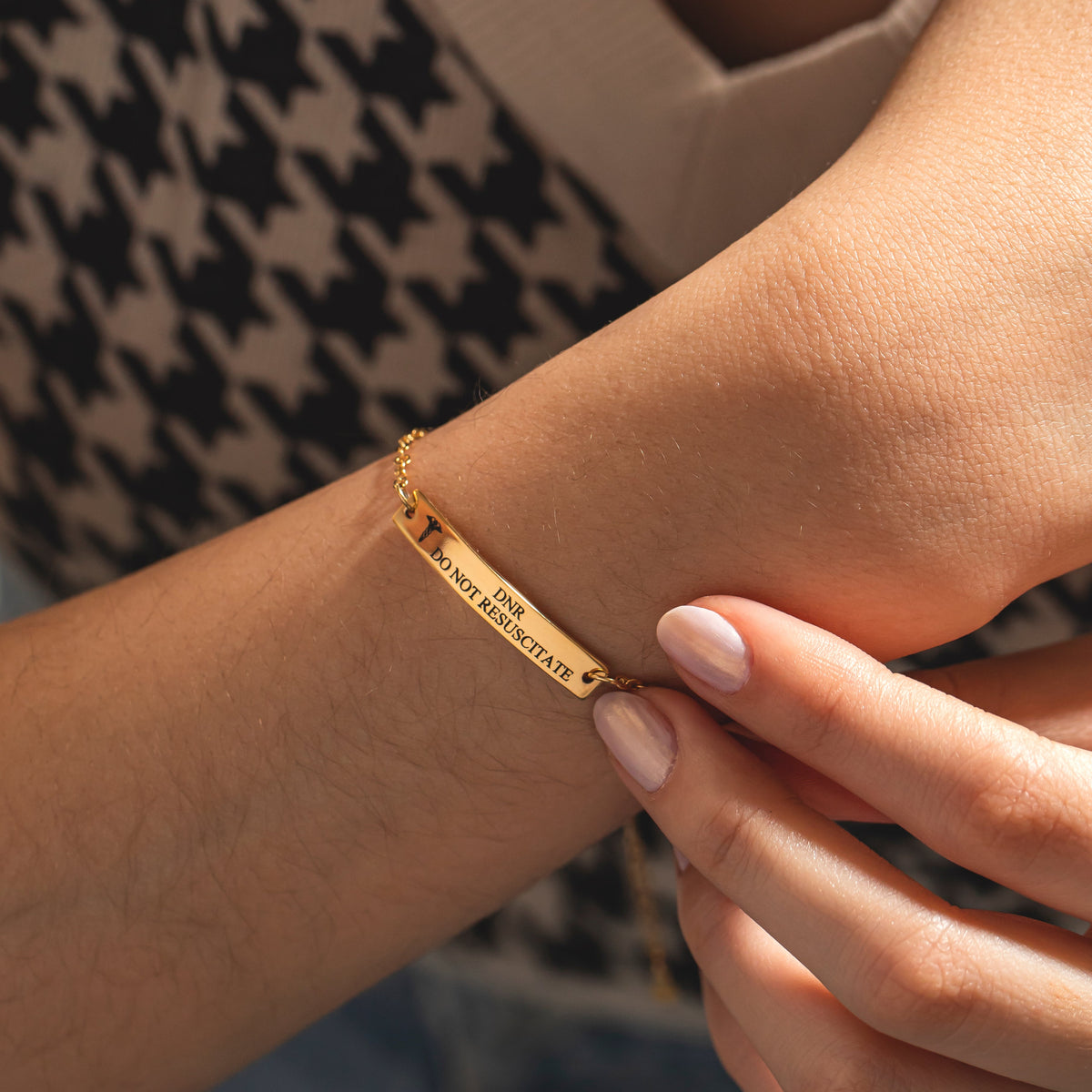 Medical Alert Bracelet – Personalized Minimalist Safety Jewelry