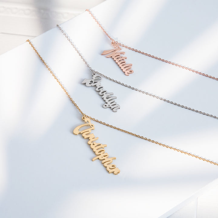 Personalized Vertical Name Necklace – Custom Script Pendant in Gold, Silver, or Rose Gold- NC10