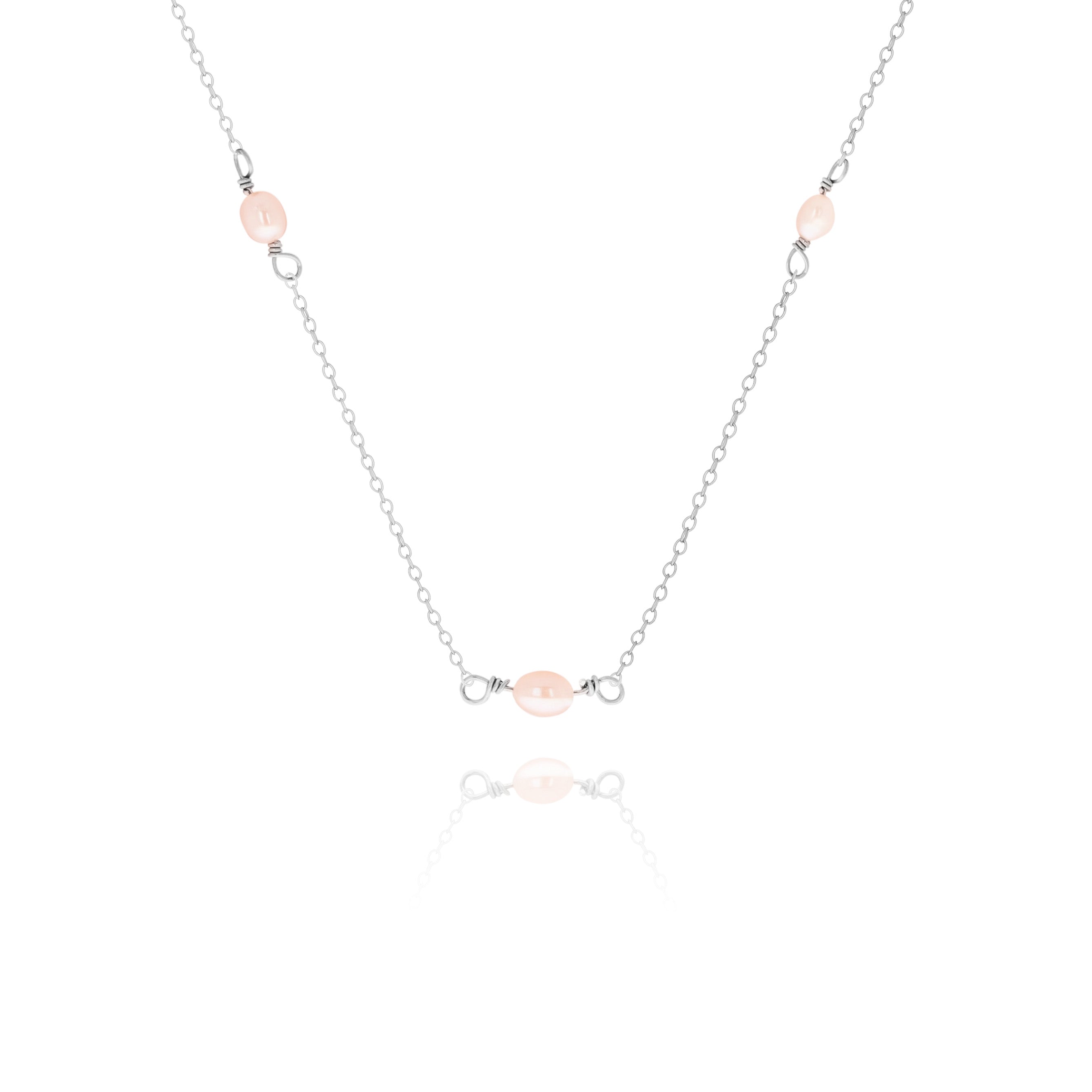 Peach Freshwater Pearl Necklace – Elegant Minimalist Choker